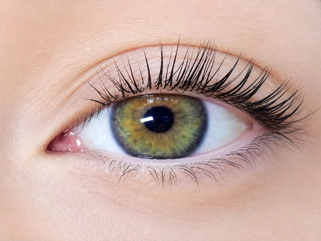 Lash Lift & Tint at Beauty & Body by Sifra